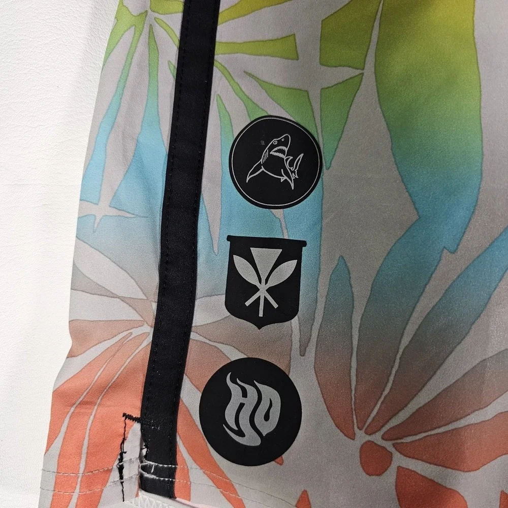 Rip Curl Mirage Board Shorts Mens 38 Tropical Floral Ultimate Stretch Surf Swim